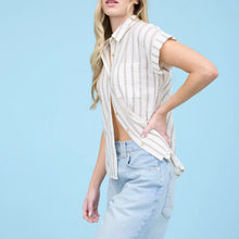 Load image into Gallery viewer, Stripe Collared Short Sleeve Button Shirt