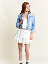 Load image into Gallery viewer, Classic Distressed Denim Jacket