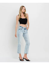 Load image into Gallery viewer, Mid Rise Crop Regular Straight Lovervet Jeans