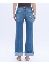 Load image into Gallery viewer, Mid Rise Cuffed Ankle Slim Wide Leg Lovervet Jeans