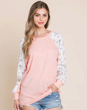 Load image into Gallery viewer, LONG FLORAL SLEEVE WAFFLE BLOUSE