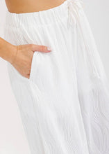 Load image into Gallery viewer, ELASTIC WAIST FRONT POCKET WIDE LEG DETAILED PANTS