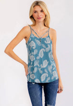 Load image into Gallery viewer, SLEEVELESS CUT OUT PAISLEY PRINT TANK TOP