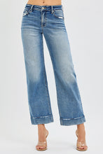 Load image into Gallery viewer, Mid Rise Crop Straight With Taylor Cuffed Risen Jeans