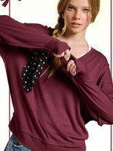 Load image into Gallery viewer, Soft V-Neck Cut Edge Long Sleeve Top
