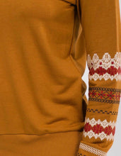 Load image into Gallery viewer, LONG DETAILED SLEEVE SIDE SLIT TOP