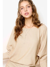 Load image into Gallery viewer, Loose Fit Two Tone Detailed Batwing Sleeve Top