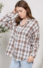 Load image into Gallery viewer, Lightweight Plaid Top
